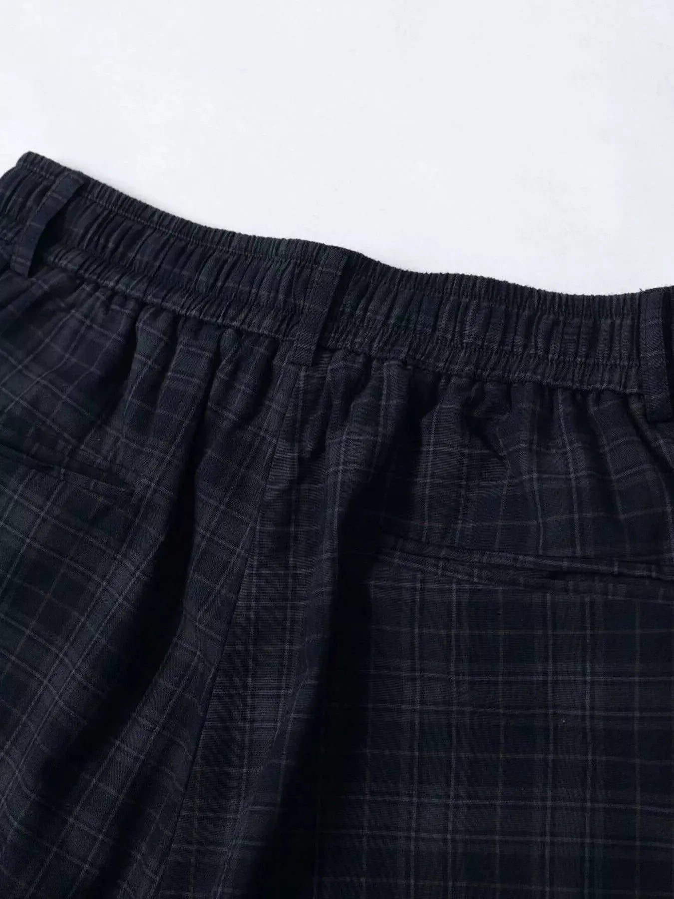 Men's Plaid Wide-Leg Drawstring Shorts by Trendsi