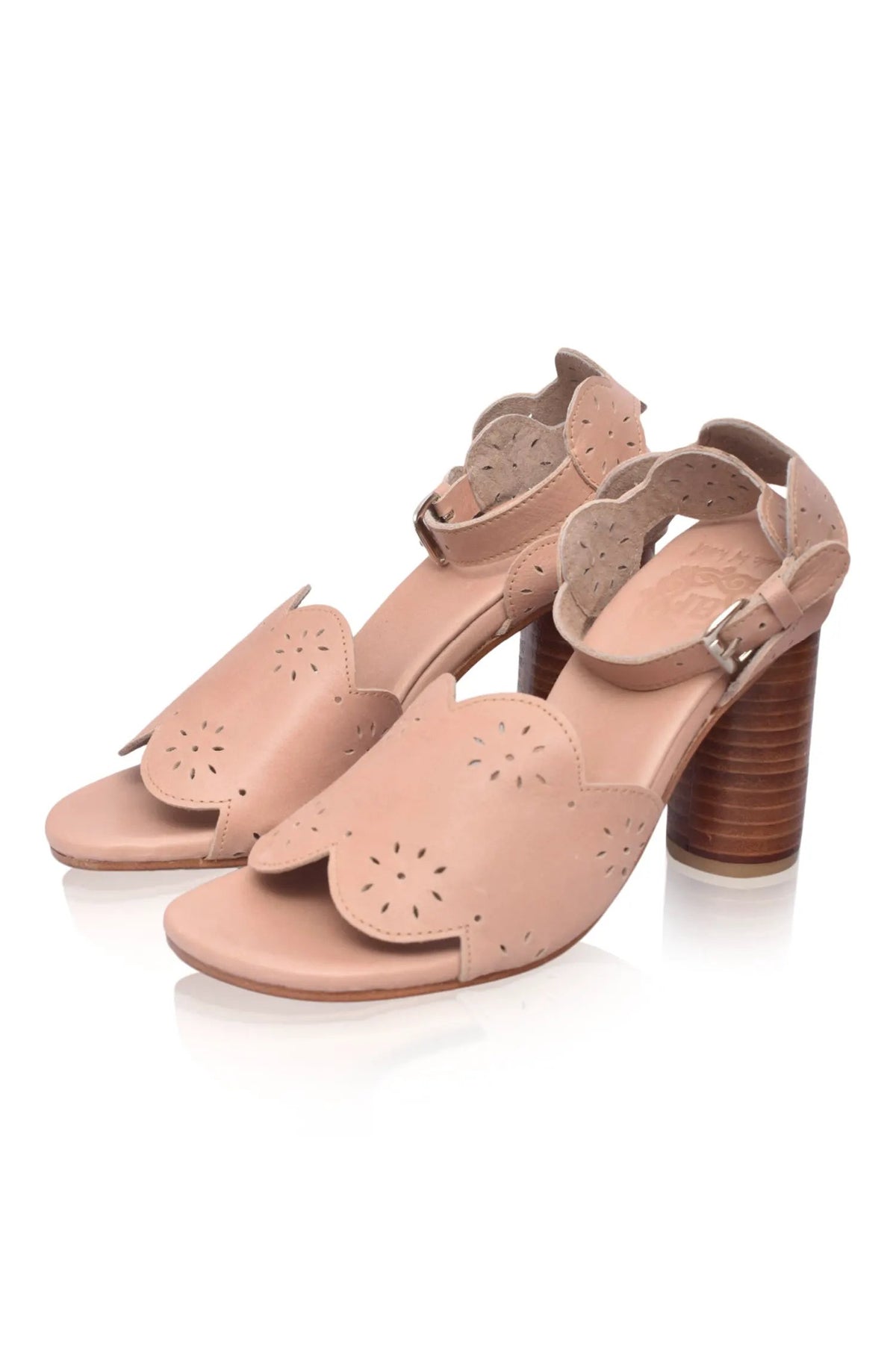 Sakura Block Heel Leather Sandals (Sz. 7) by ELF