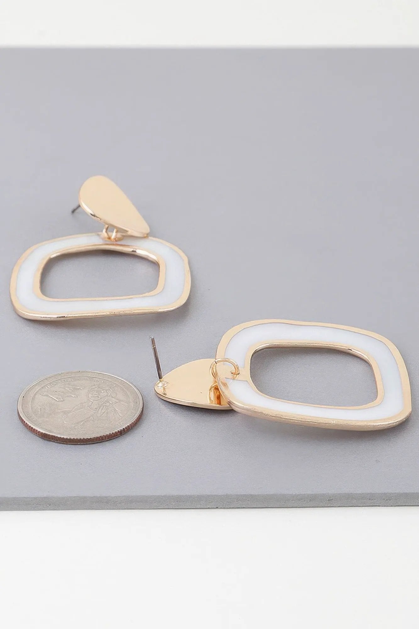 WOMEN'S EARRINGS Trending Prêt-à-Porter New Collection UPPER EAST SIDE BYMANYC ® New York by BYMANYC New York