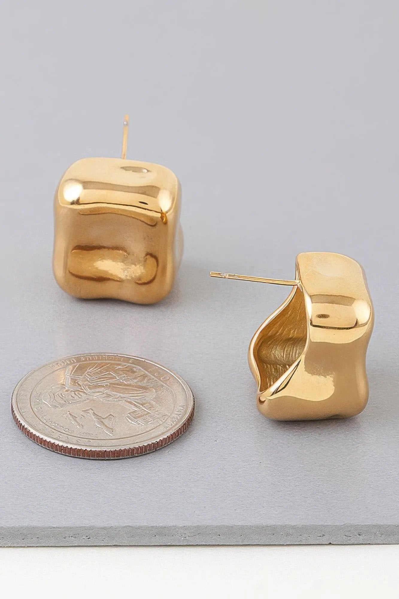 WOMEN'S EARRINGS Trending Prêt-à-Porter New Collection MADISON AVENUE BYMANYC ® New York by BYMANYC New York