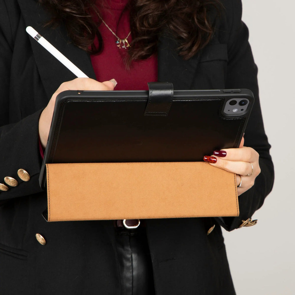 Worland Leather Case for iPad Pro 13-inch (M4) by TORONATA