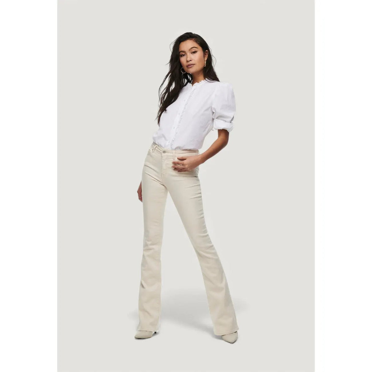 Only Women White Stretch Flare Jeans Slim Fit Stylish Daily Wear by Only