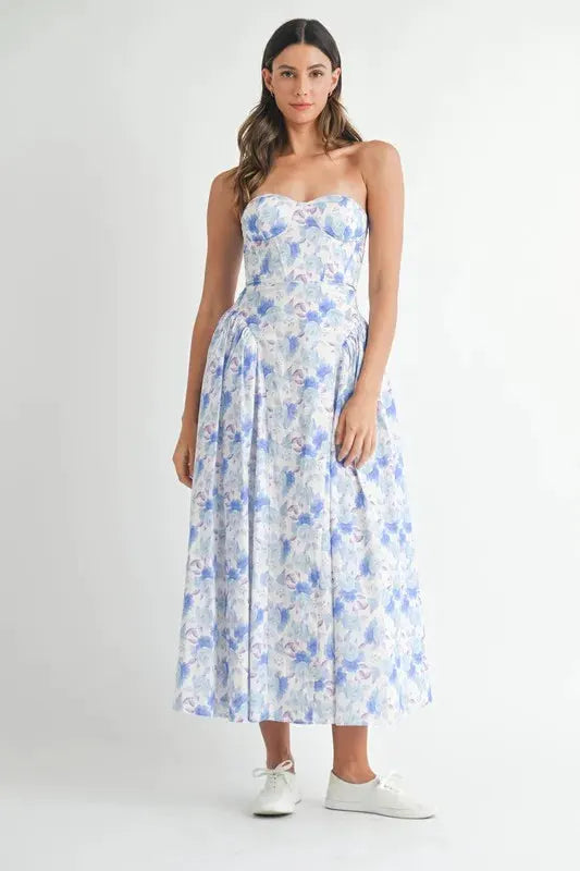 MABLE Sweetheart Neckline Floral Printed Midi Dress by MABLE