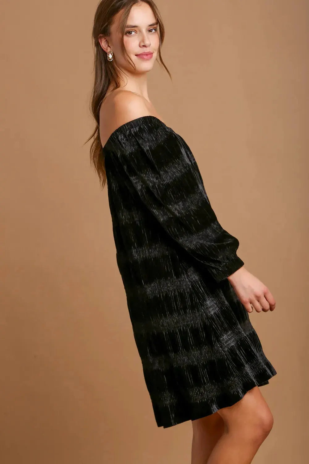 Umgee Off-Shoulder Balloon Sleeve Velvet Mini Dress by Umgee