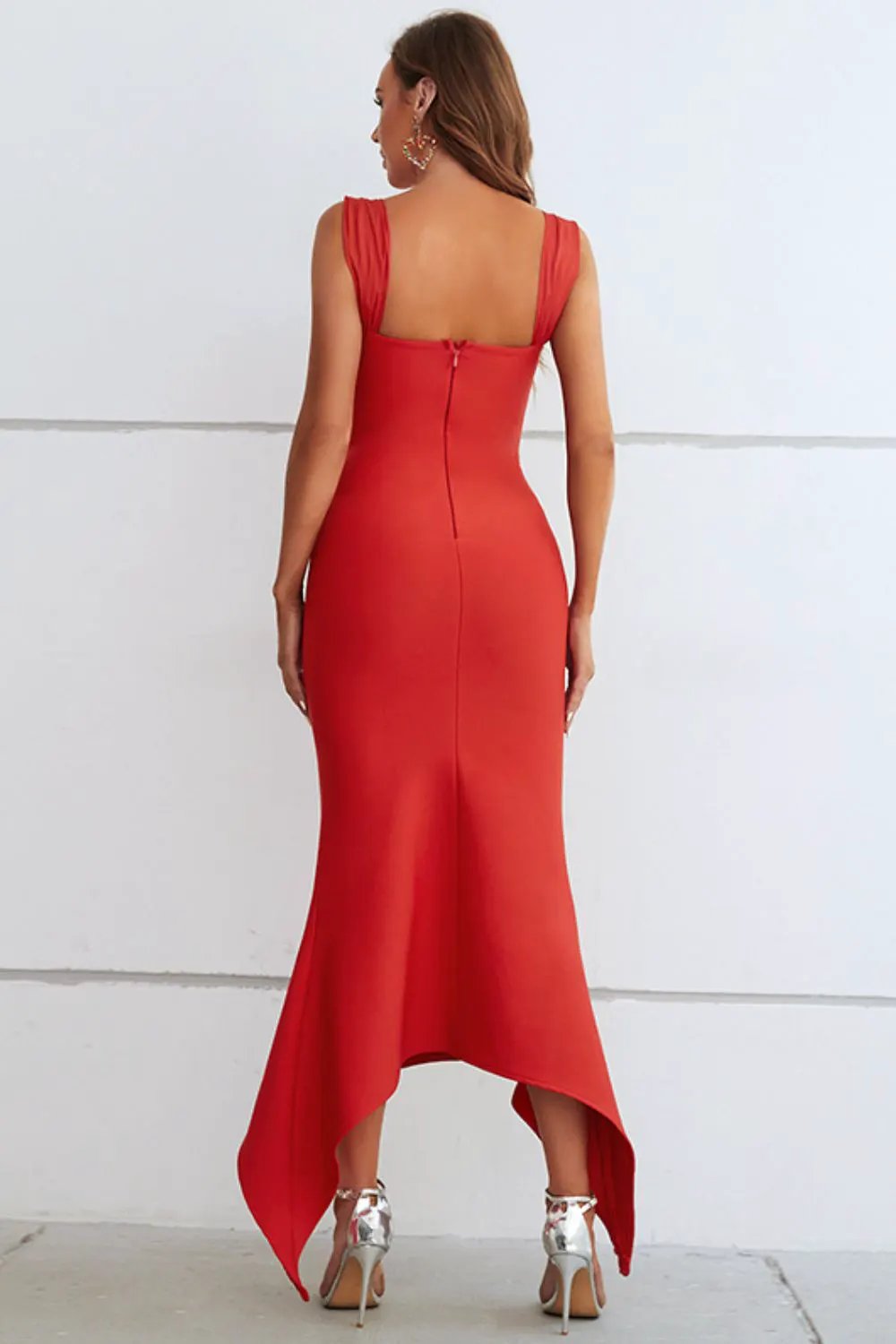 Ruched Sweetheart Neck Hem Detail Dress by Partner Label