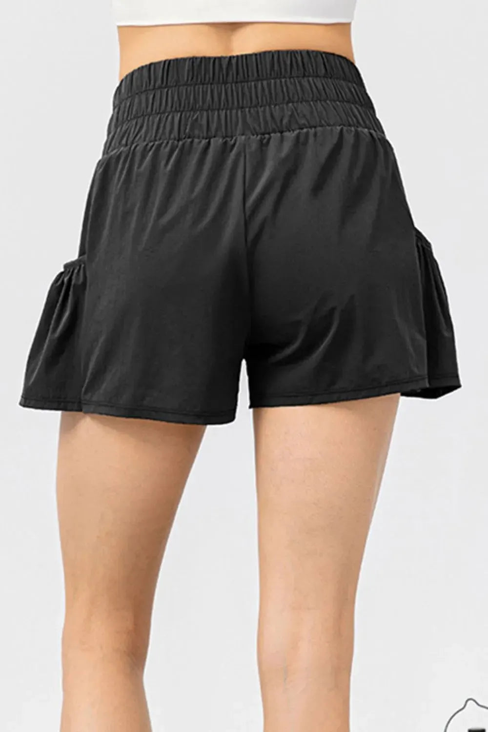 Elastic Waist Pocketed Active Shorts by Partner Label