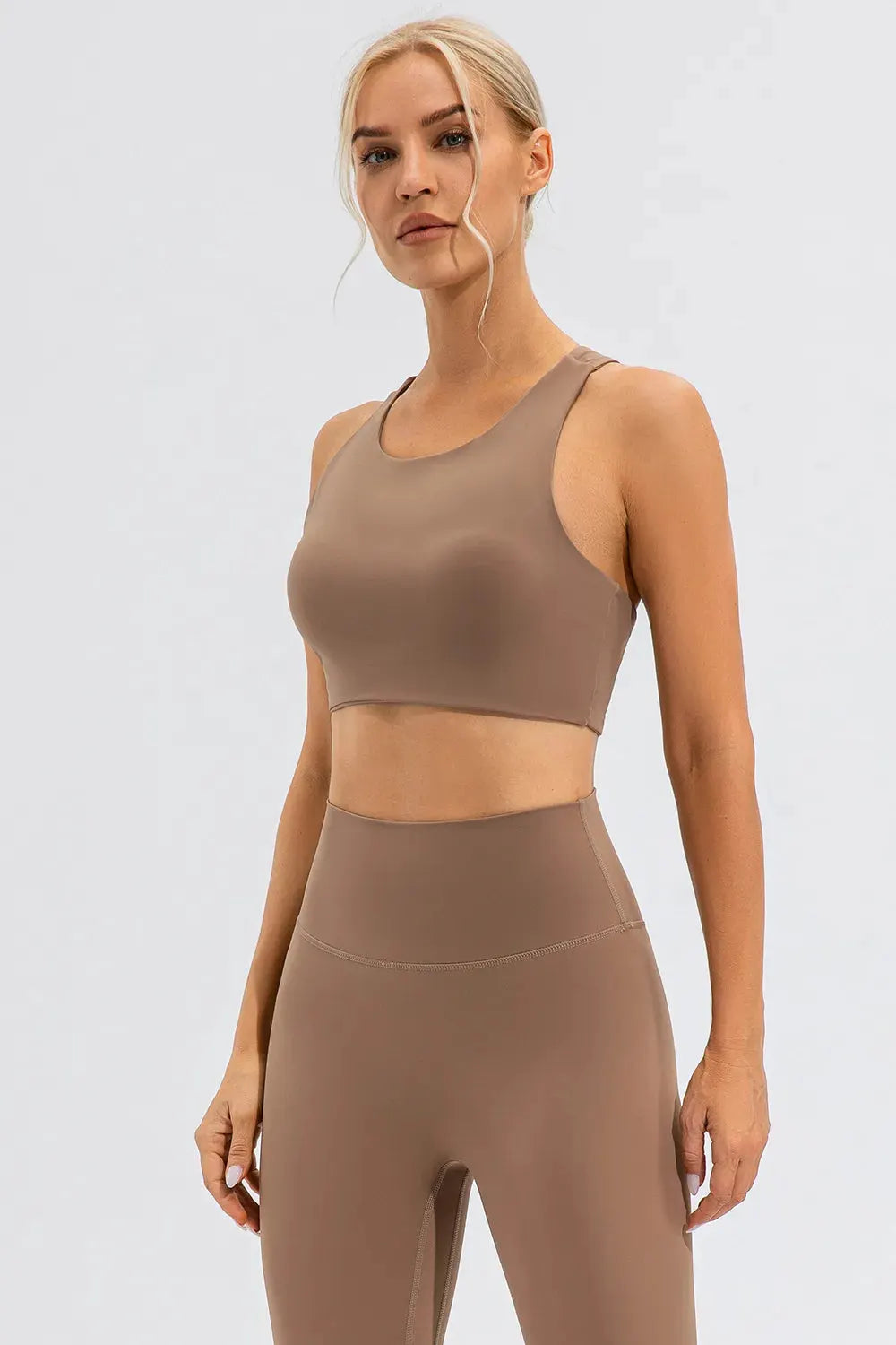 Round Neck Cutout Cropped Active Tank by Partner Label