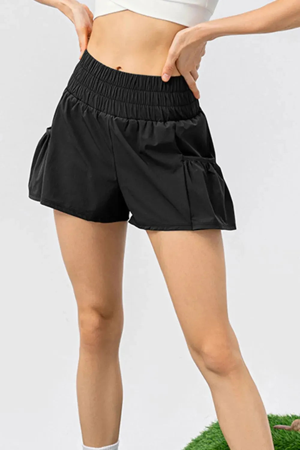 Elastic Waist Pocketed Active Shorts by Partner Label