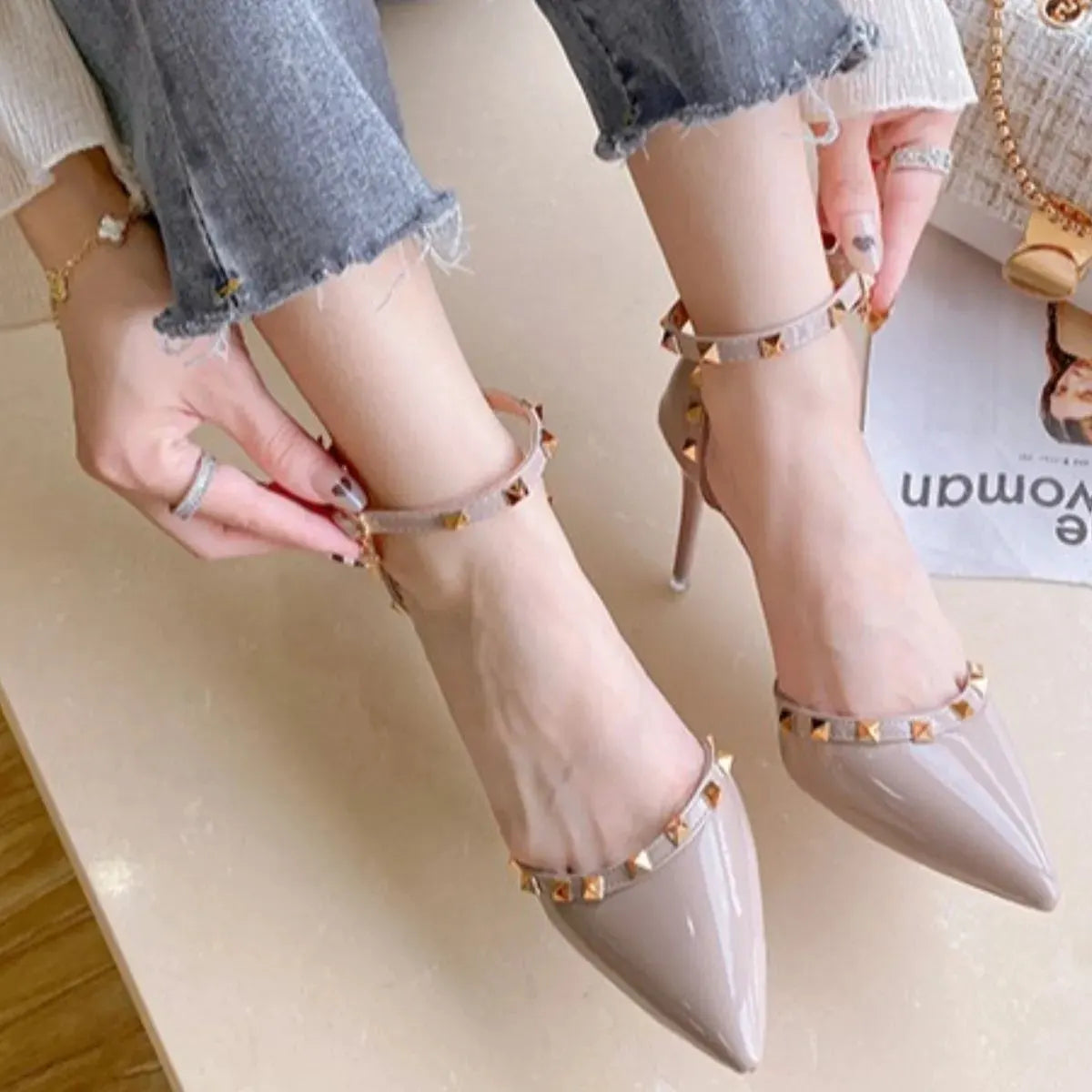 Point Toe Kitten Heels Pumps by Partner Label