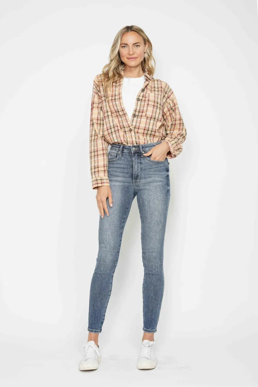Judy Blue Full Size Tummy Control Contrast Wash Skinny Jeans by Judy Blue