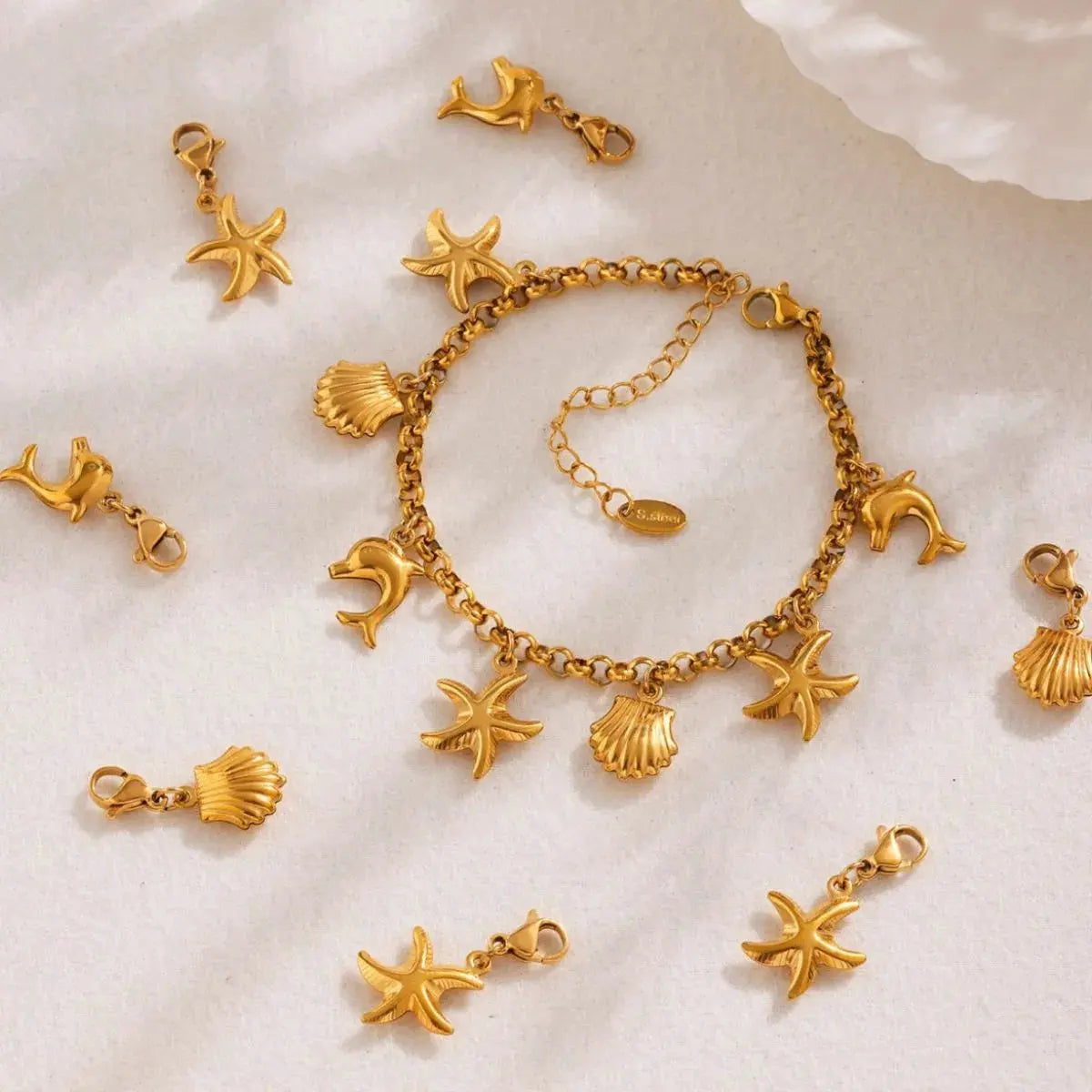 18K Gold-Plated Sea Shell Charm Bracelet by Partner Label
