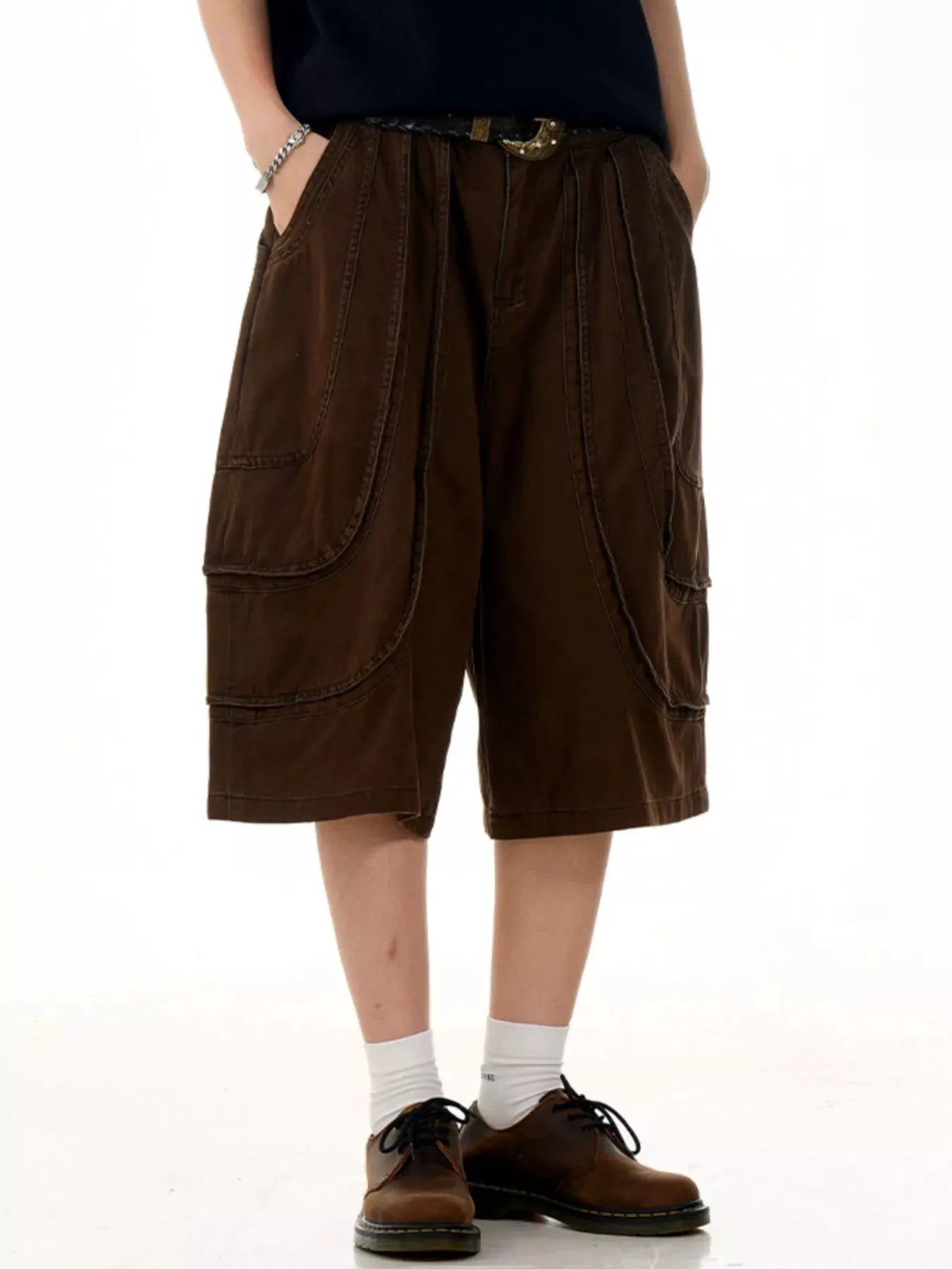 Men's Loose Fit Wide Leg Cargo Capris by Trendsi