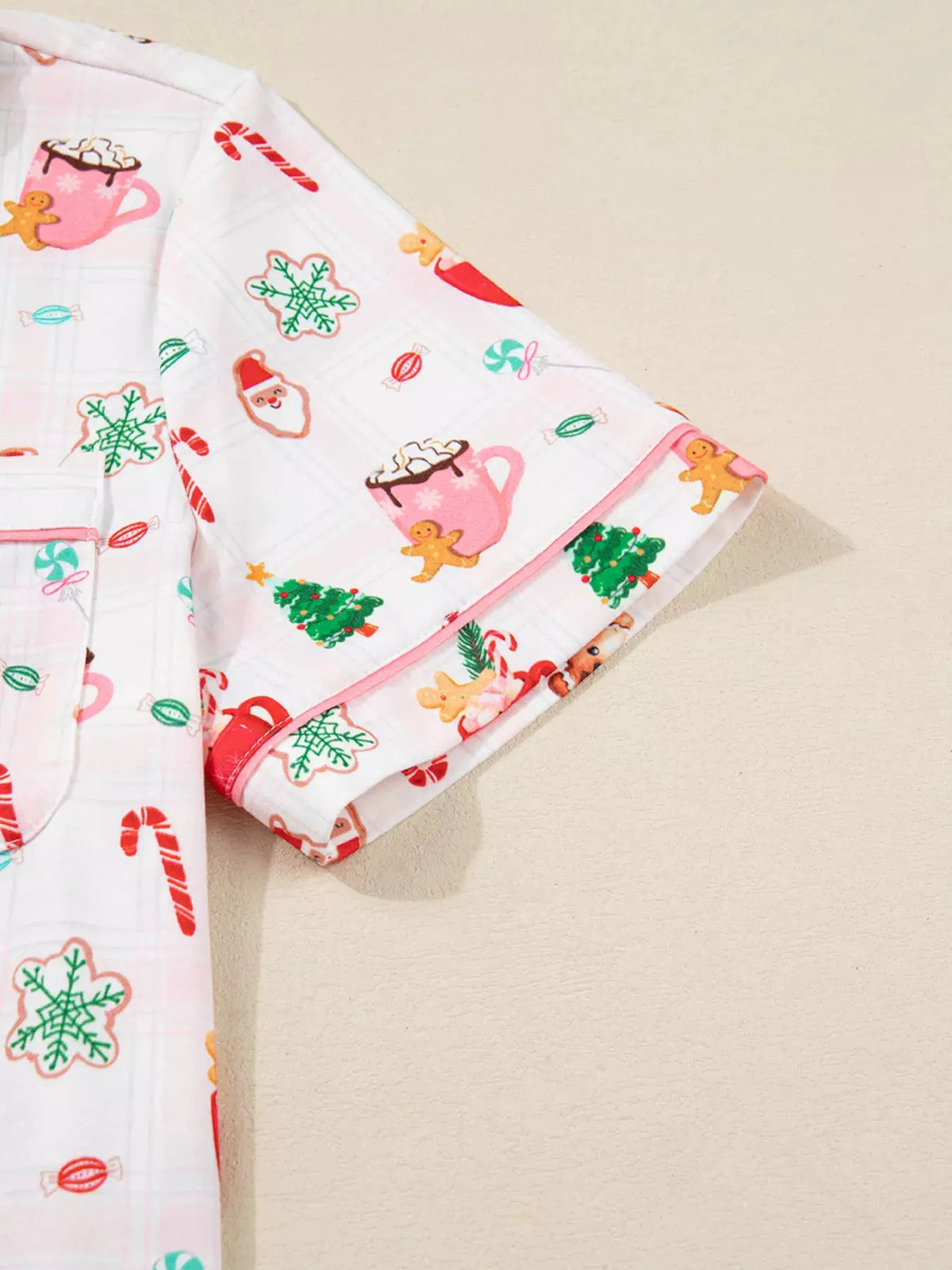 Christmas Spirit Cute Holiday Print Short Sleeve Shirt and Pants 2pcs Pajama Set by Partner Label