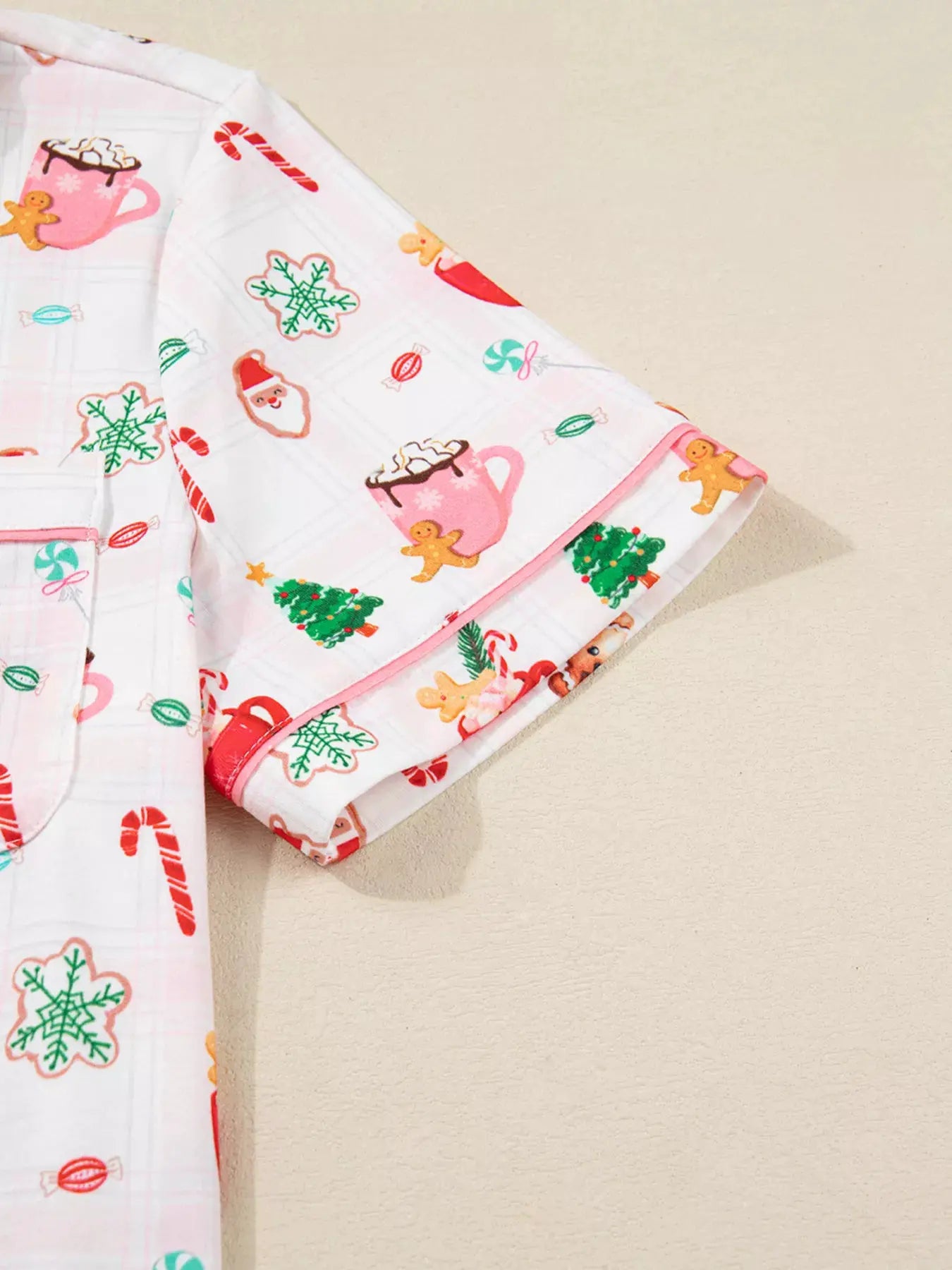 Christmas Spirit Cute Holiday Print Short Sleeve Shirt and Pants 2pcs Pajama Set by Partner Label