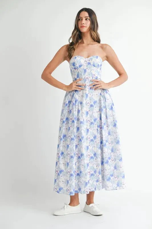 MABLE Sweetheart Neckline Floral Printed Midi Dress by MABLE