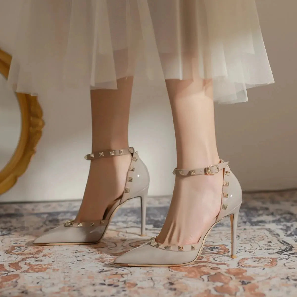 Point Toe Kitten Heels Pumps by Partner Label