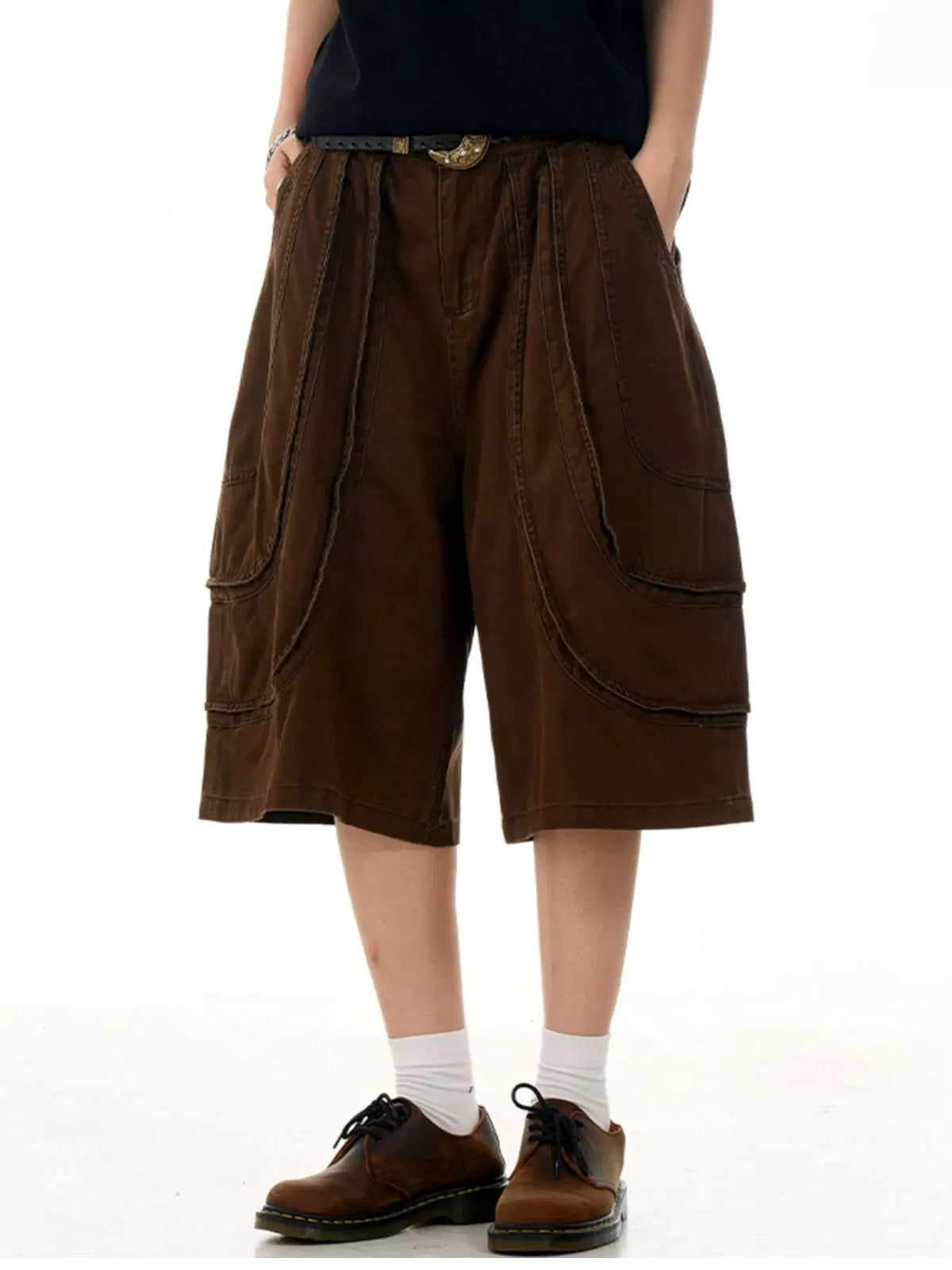 Men's Loose Fit Wide Leg Cargo Capris by Trendsi