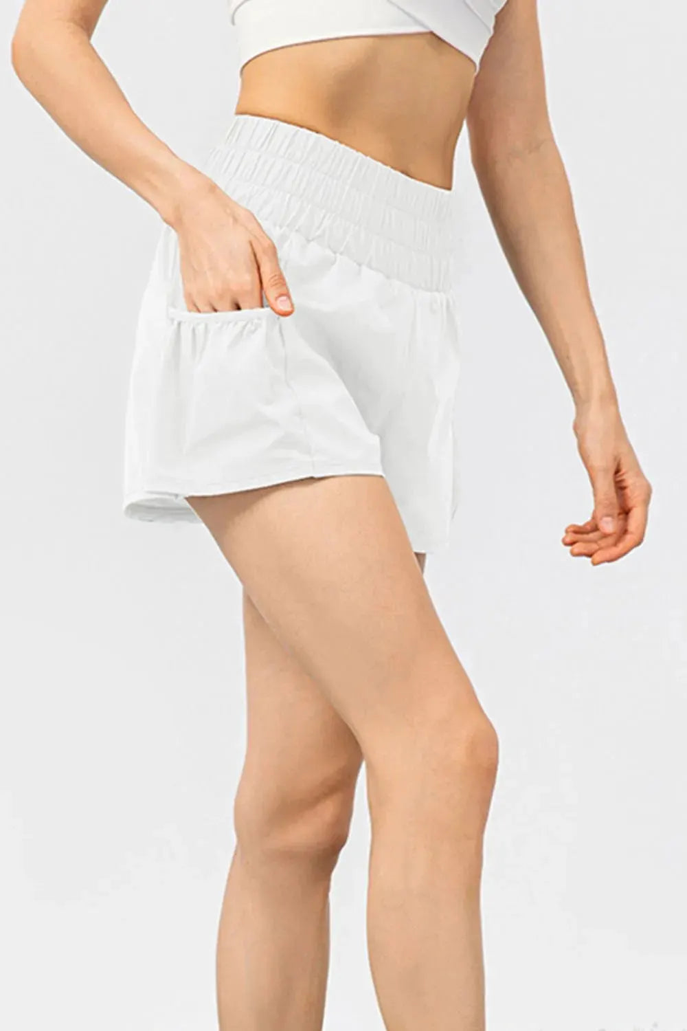 Elastic Waist Pocketed Active Shorts by Partner Label