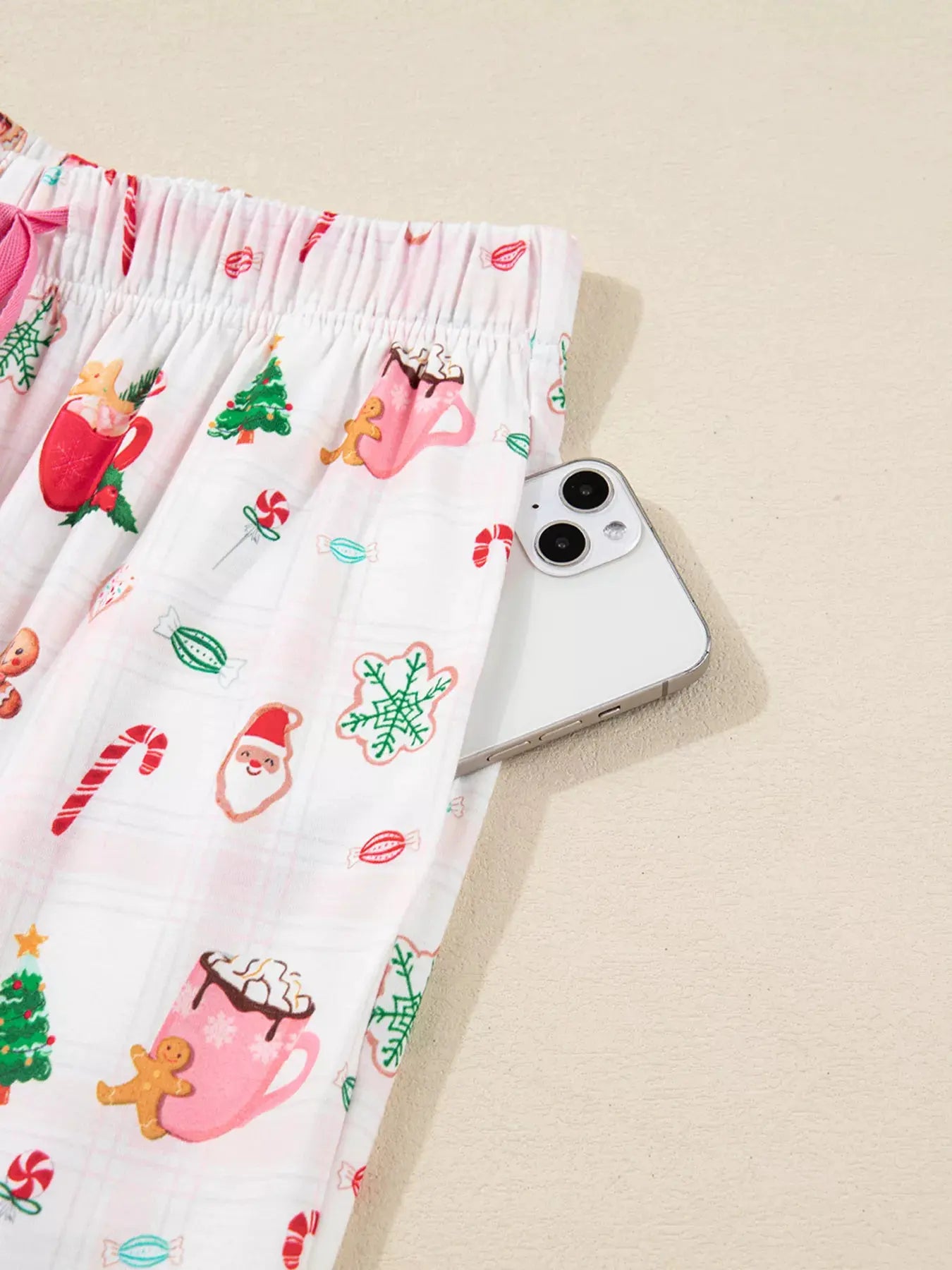 Christmas Spirit Cute Holiday Print Short Sleeve Shirt and Pants 2pcs Pajama Set by Partner Label