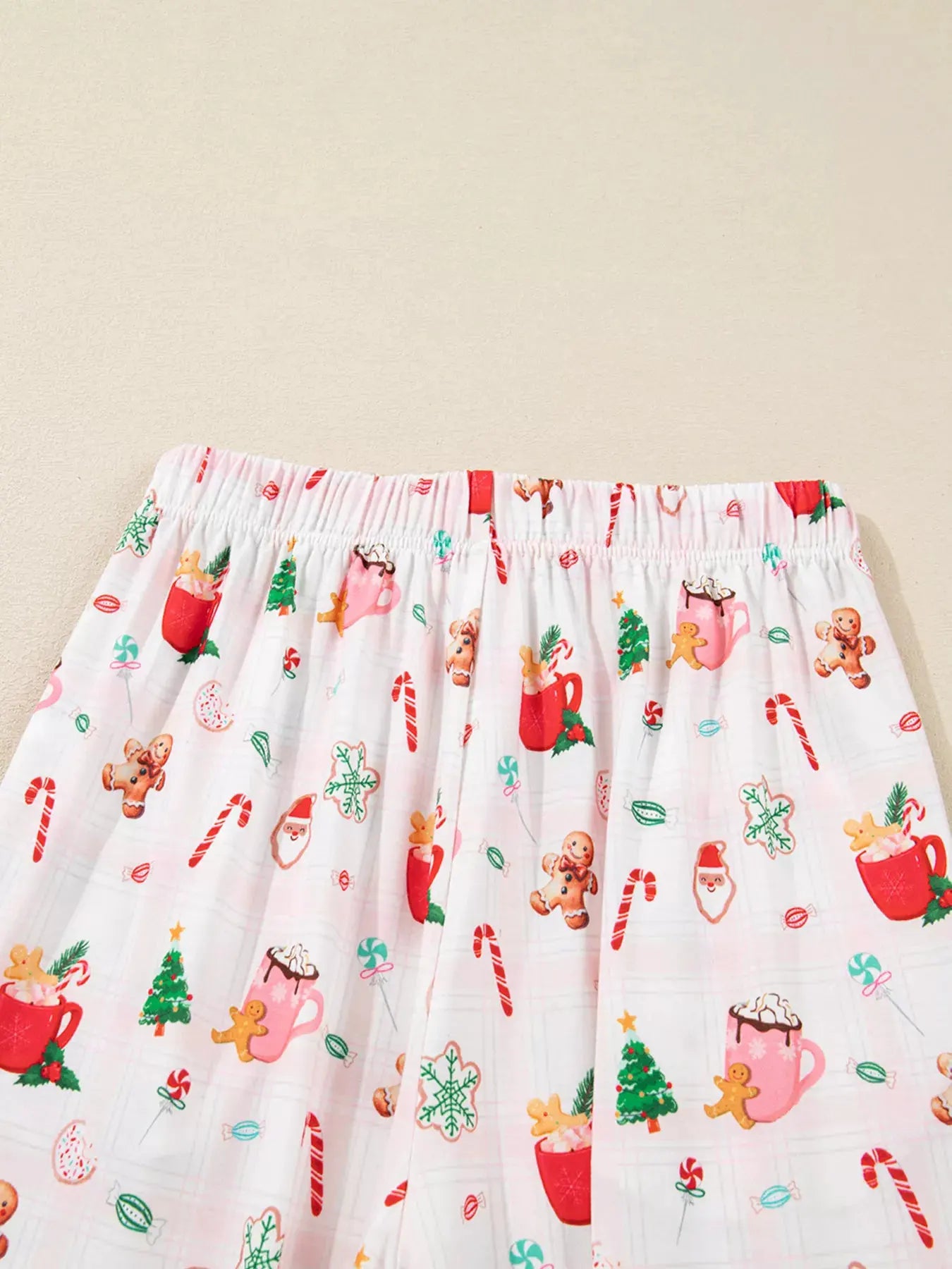 Christmas Spirit Cute Holiday Print Short Sleeve Shirt and Pants 2pcs Pajama Set by Partner Label