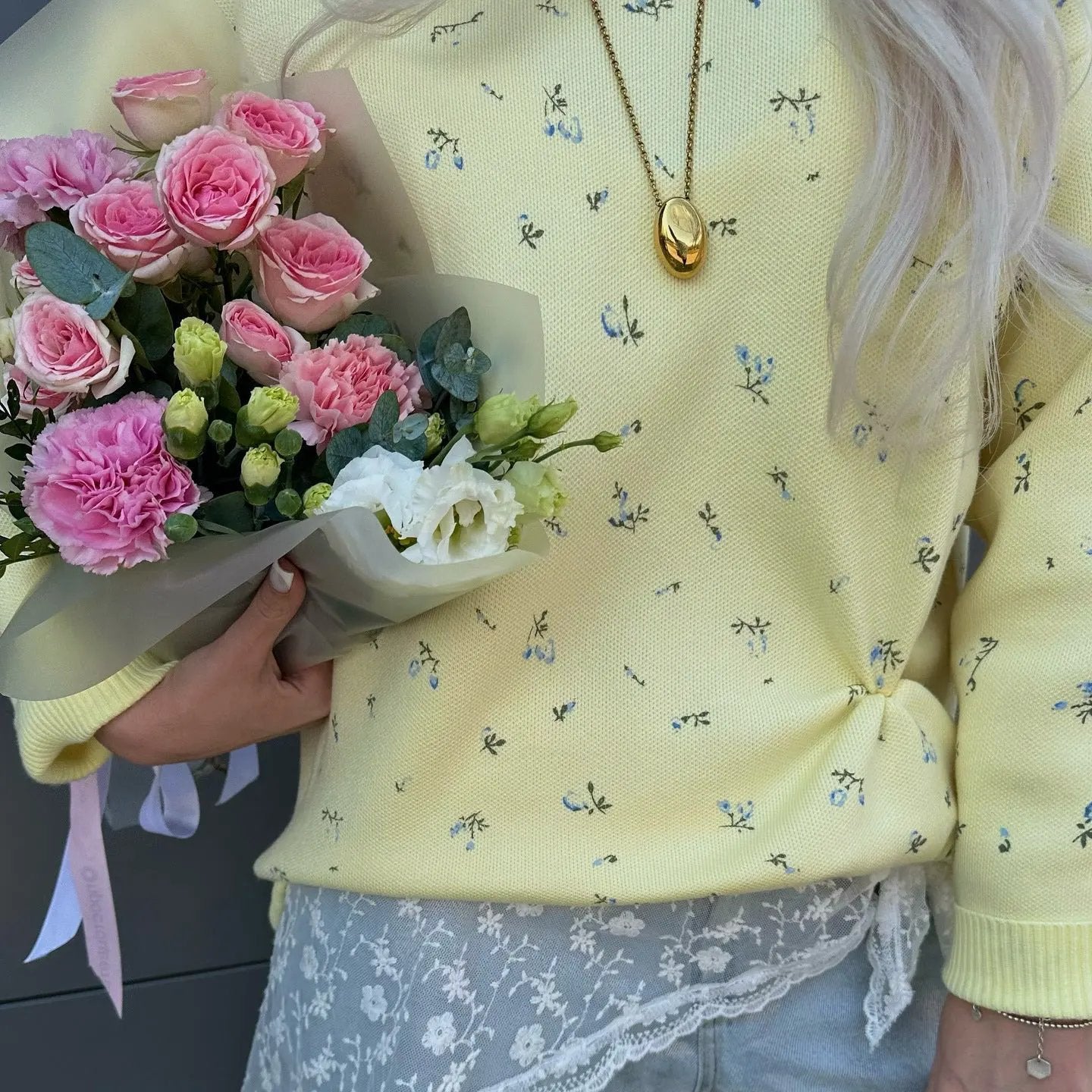 Womens European And American-style Chic Floral-print Crew-neck Pullover Sweater by Maiden-Art