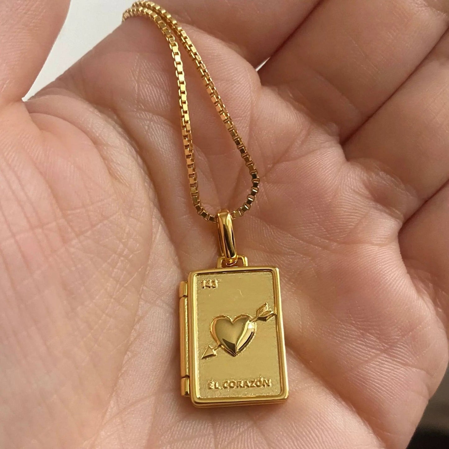 Love Photo Album Opening And Closing Photo Frame Necklace by Maiden-Art