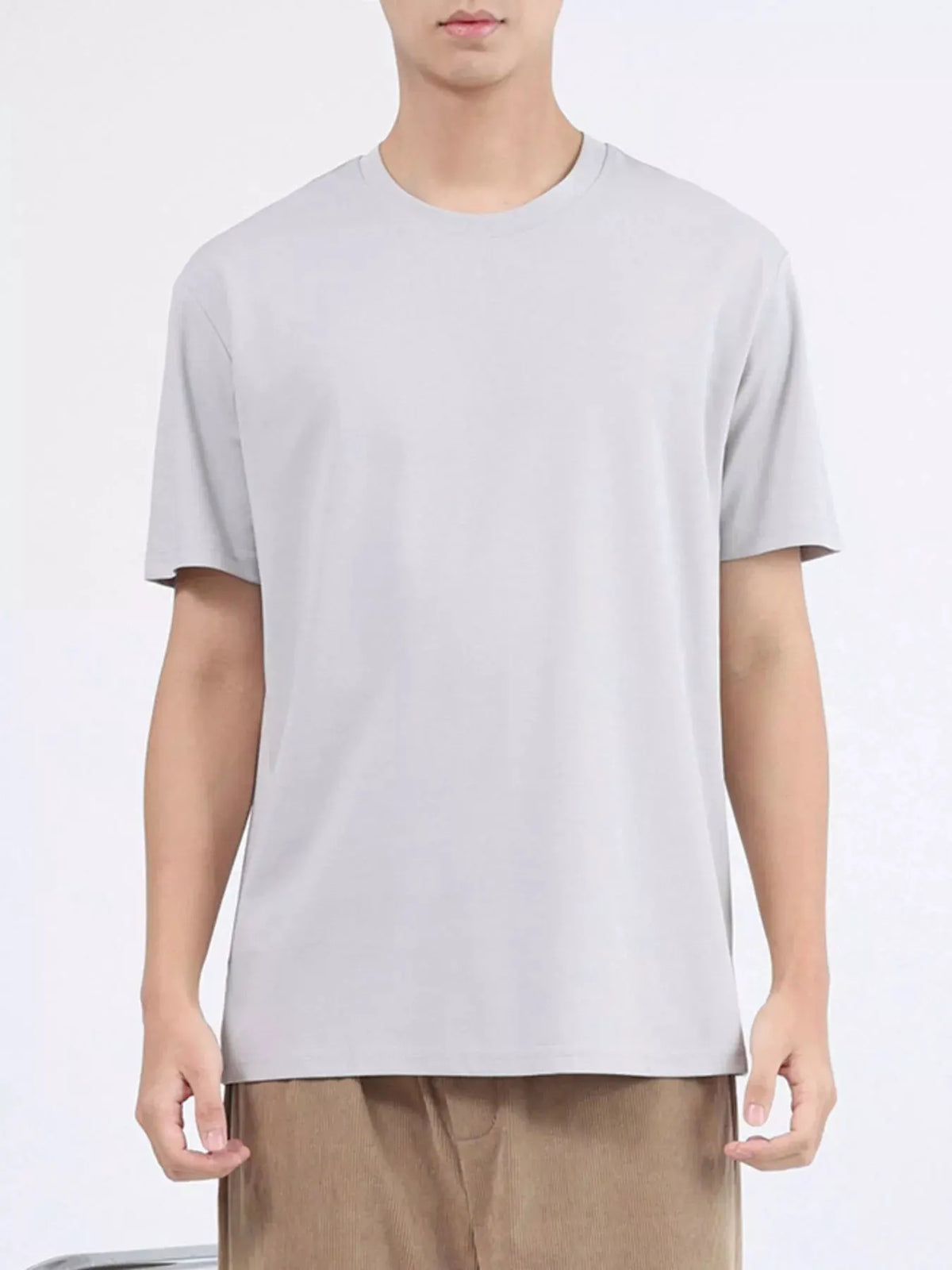 Men's Plus Size Classic Crew Neck T-Shirt by Trendsi