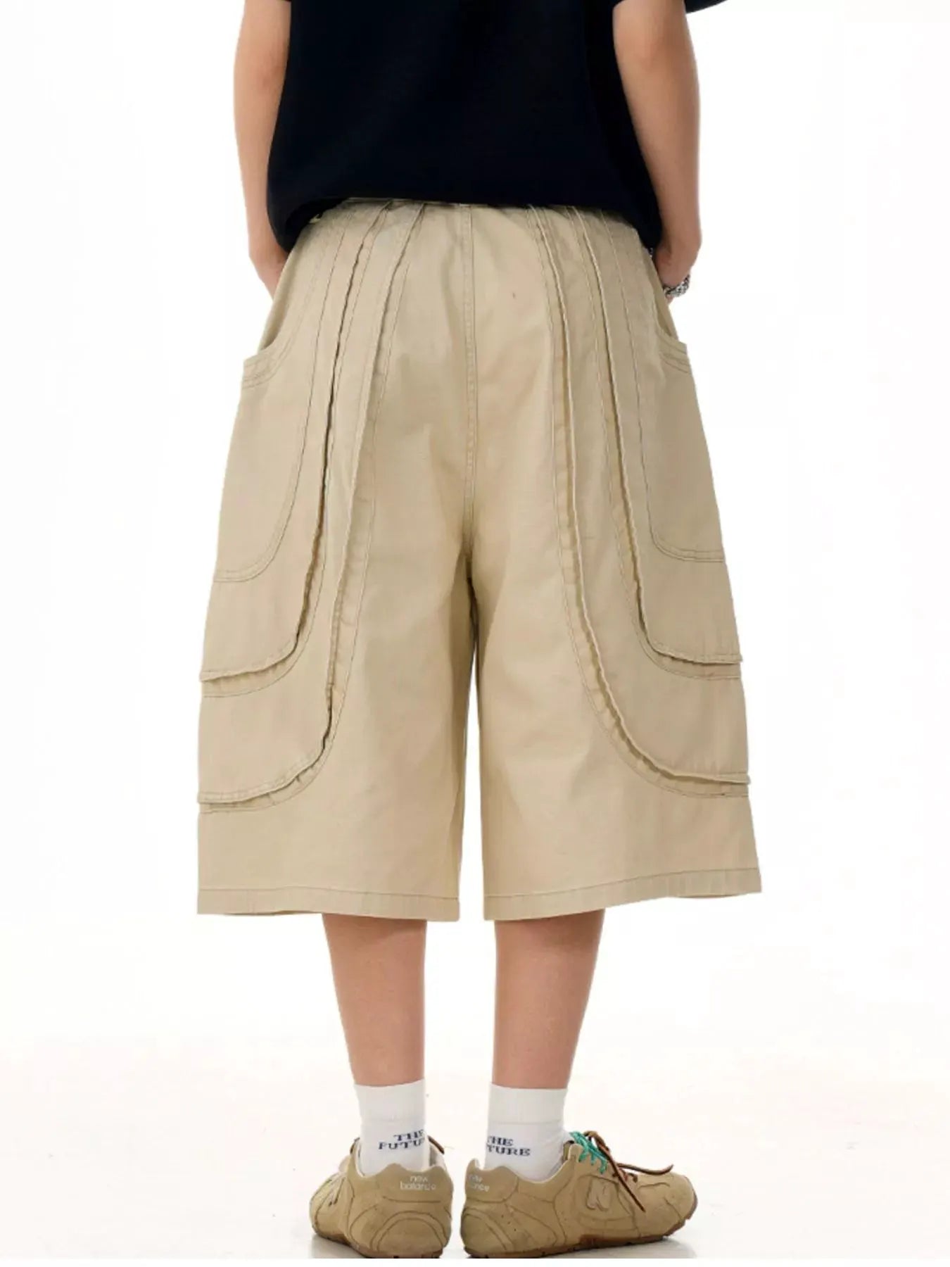 Men's Loose Fit Wide Leg Cargo Capris by Trendsi