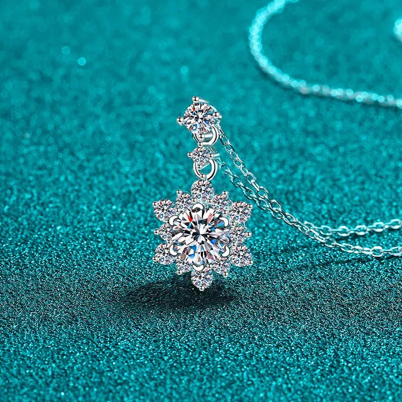 1 Carat Moissanite Zircon 925 Sterling Silver Necklace by Partner Label