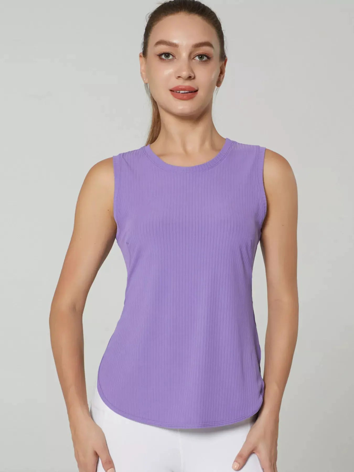 Lightweight Ribbed Active Tank by Trendsi
