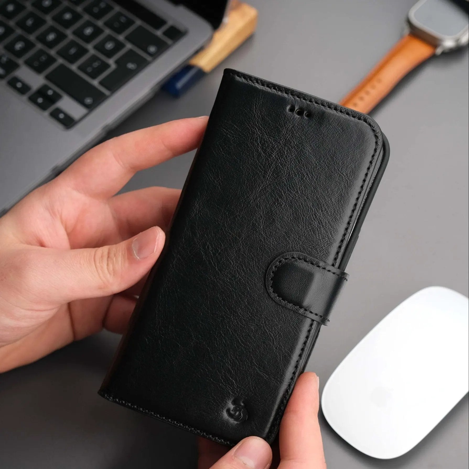 Casper Leather iPhone 15 Plus Wallet Case | Detachable MagSafe Compatible RFID Protection by TORONATA