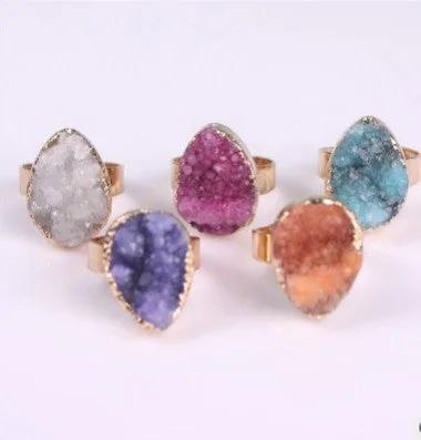 Natural Stone Agate Crystal Bud Women Rings Rose Vintage Rings by Maiden-Art