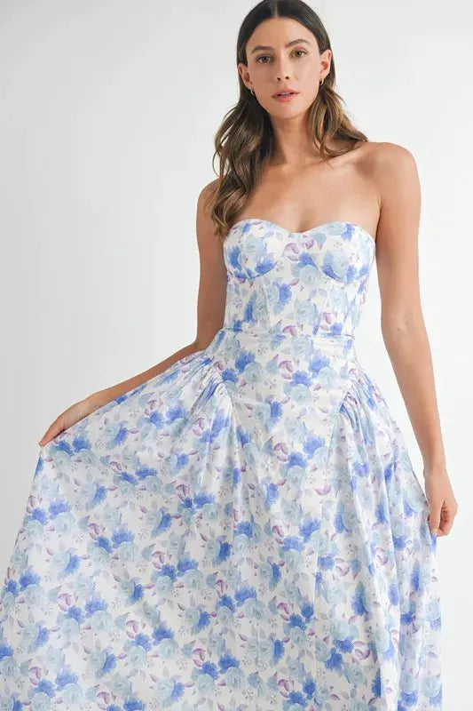 MABLE Sweetheart Neckline Floral Printed Midi Dress by MABLE
