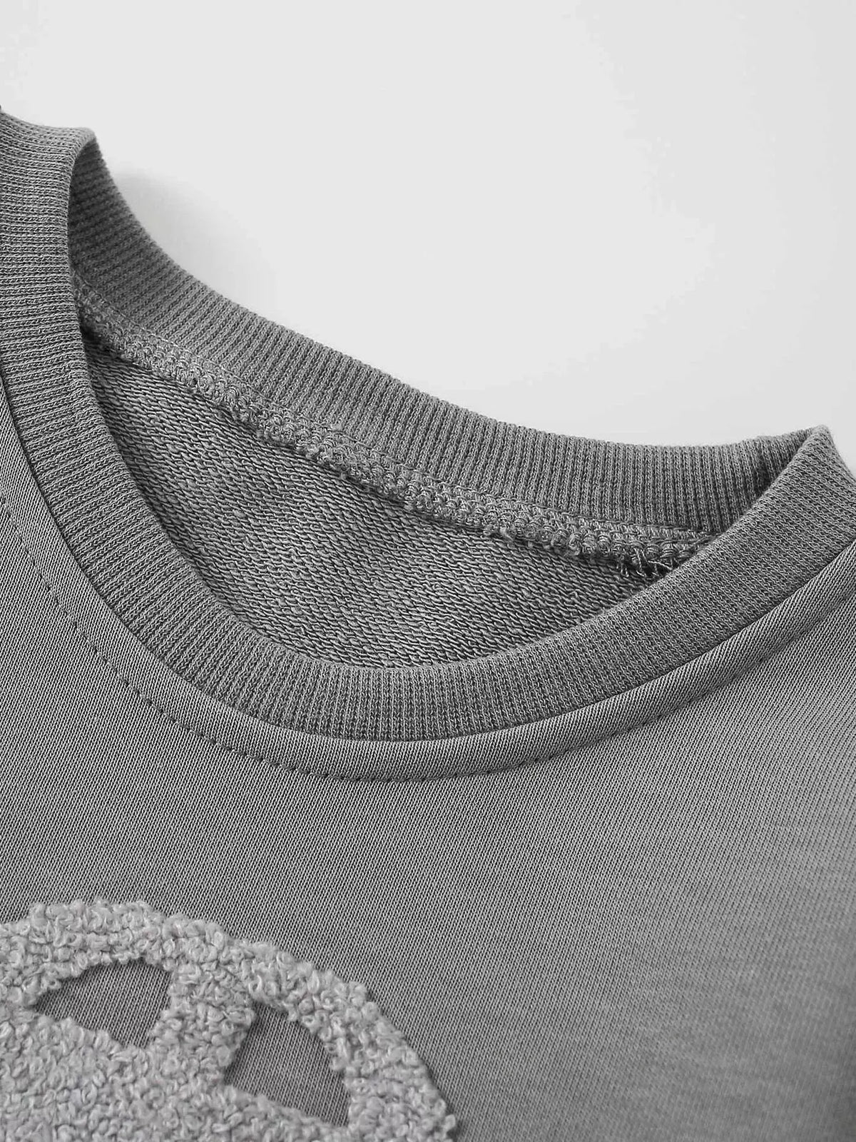Children's Car Applique Crew Neck Sweatshirt by Trendsi