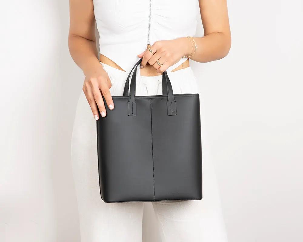 Valetto Leather Tote Bag by TORONATA