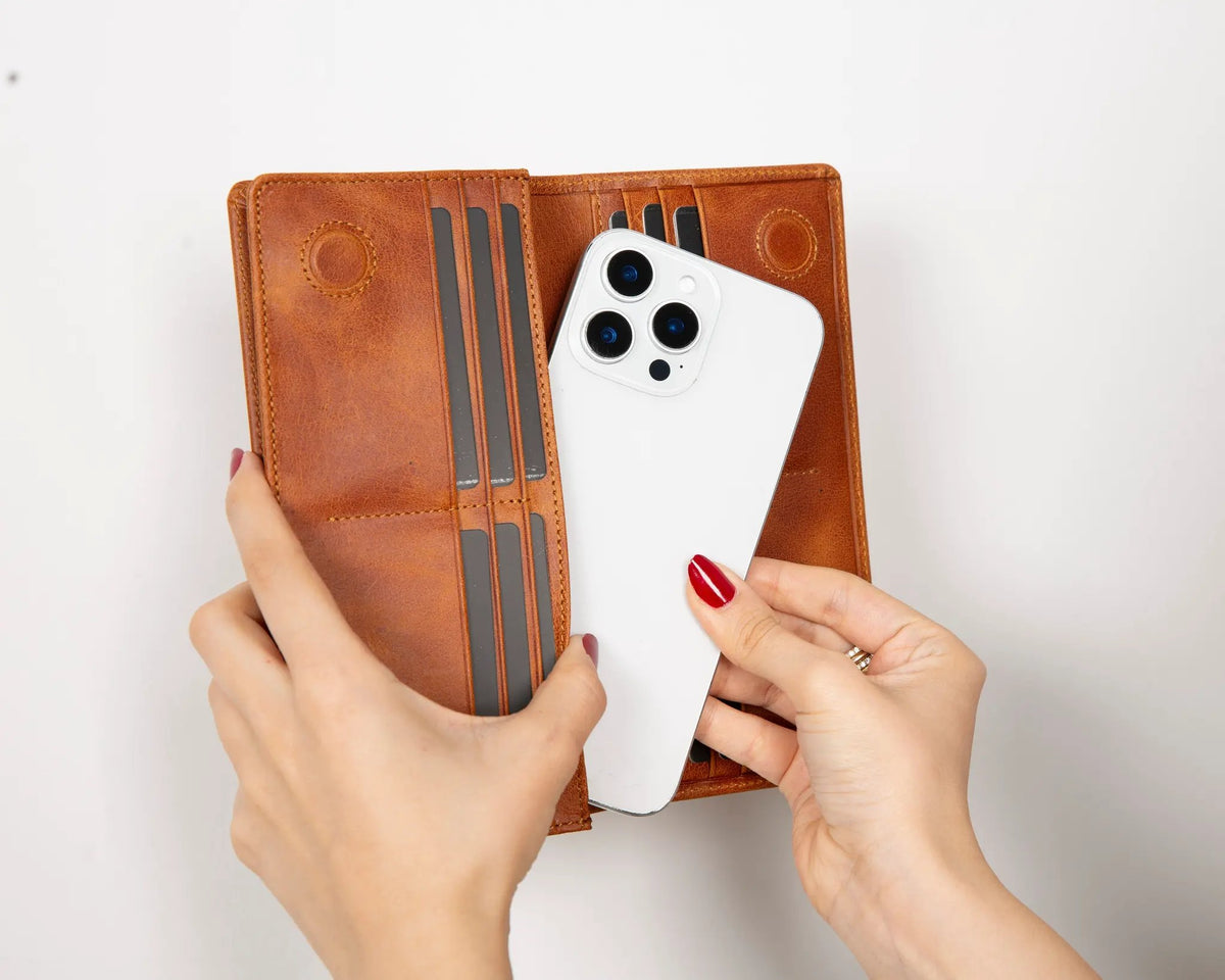 Sedona Leather Unisex Wallet – Genuine Leather Wallet with Phone Pocket & Card Organizer by TORONATA