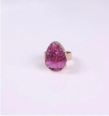 Natural Stone Agate Crystal Bud Women Rings Rose Vintage Rings by Maiden-Art
