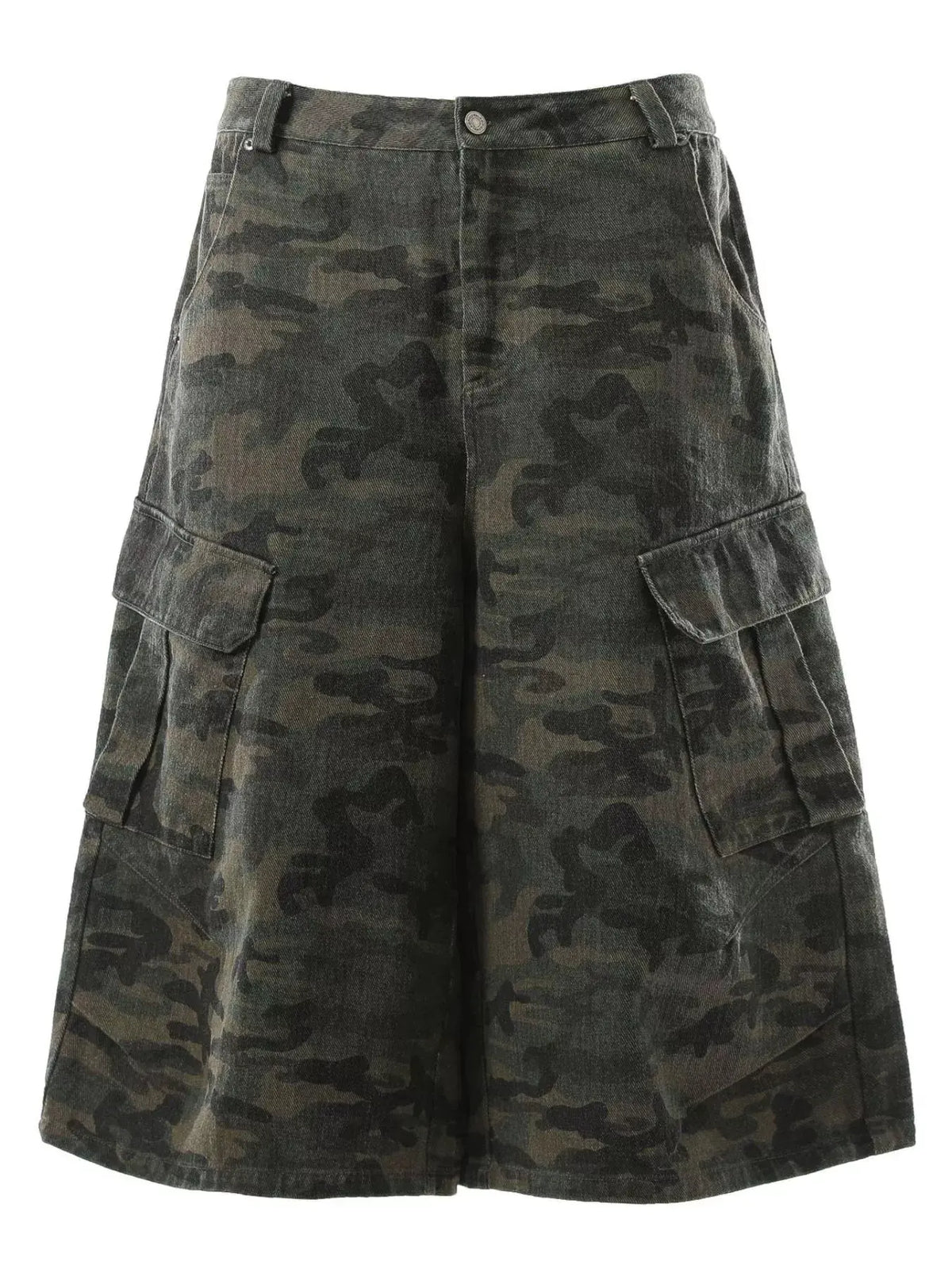 Men's Camouflage Cargo Capris by Trendsi