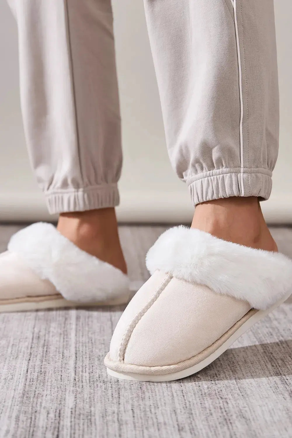 Faux Fur Round Toe Slippers by Partner Label