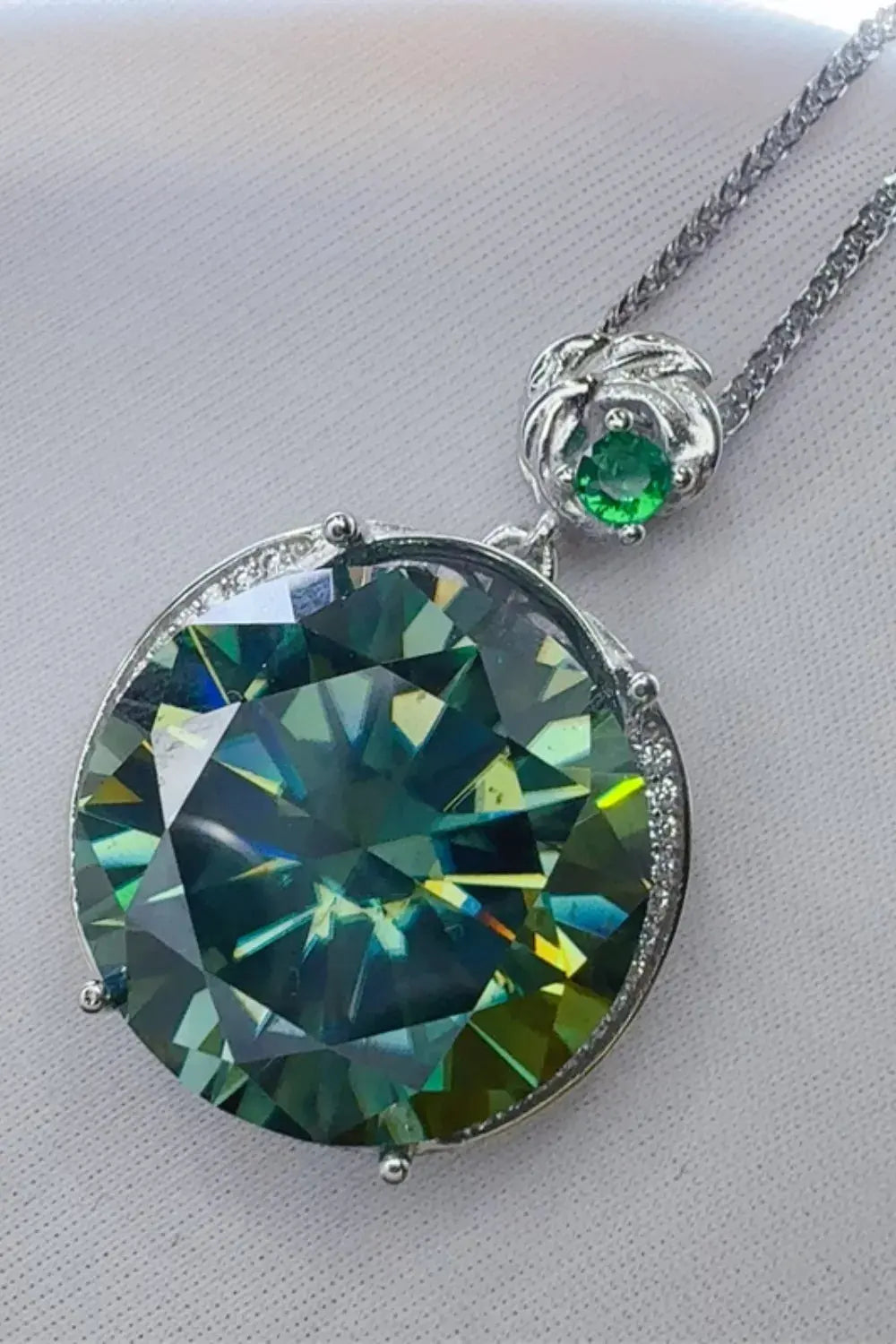20 Carat Moissanite 925 Sterling Silver Pendant Necklace by Partner Labels
