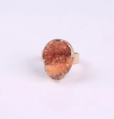 Natural Stone Agate Crystal Bud Women Rings Rose Vintage Rings by Maiden-Art