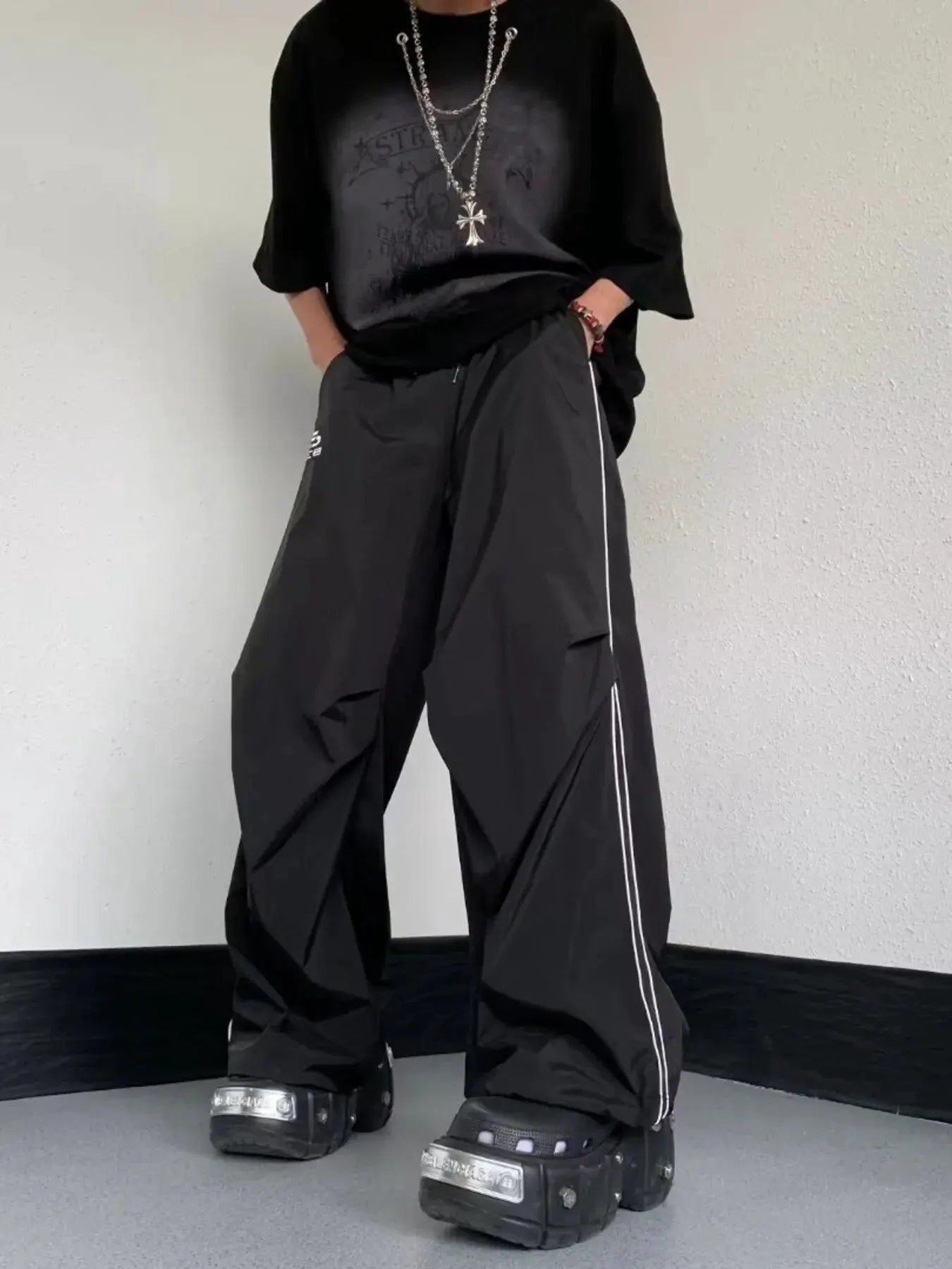 Men's Striped Wide Leg Pants by Trendsi