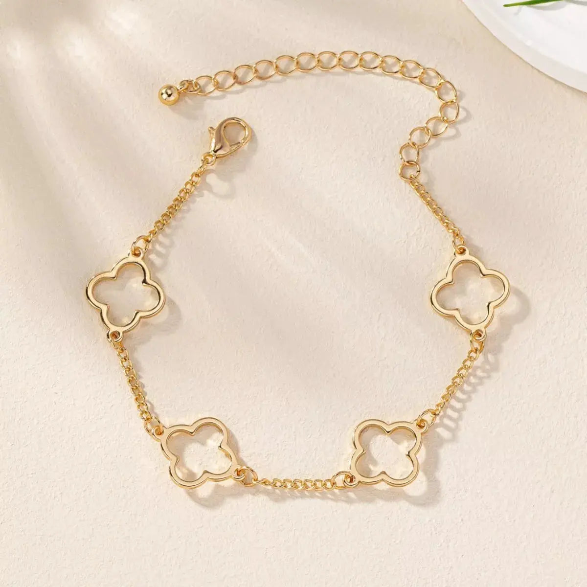 18K Gold-Plated Four Leaf Clover Bracelet by Partner Label