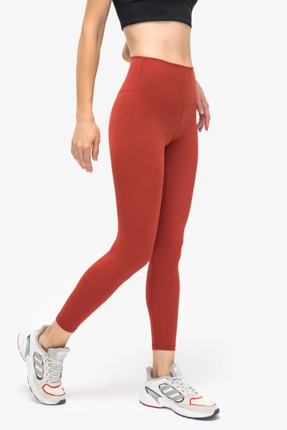 Millennia Invisible Pocket Sports Leggings by Millennia