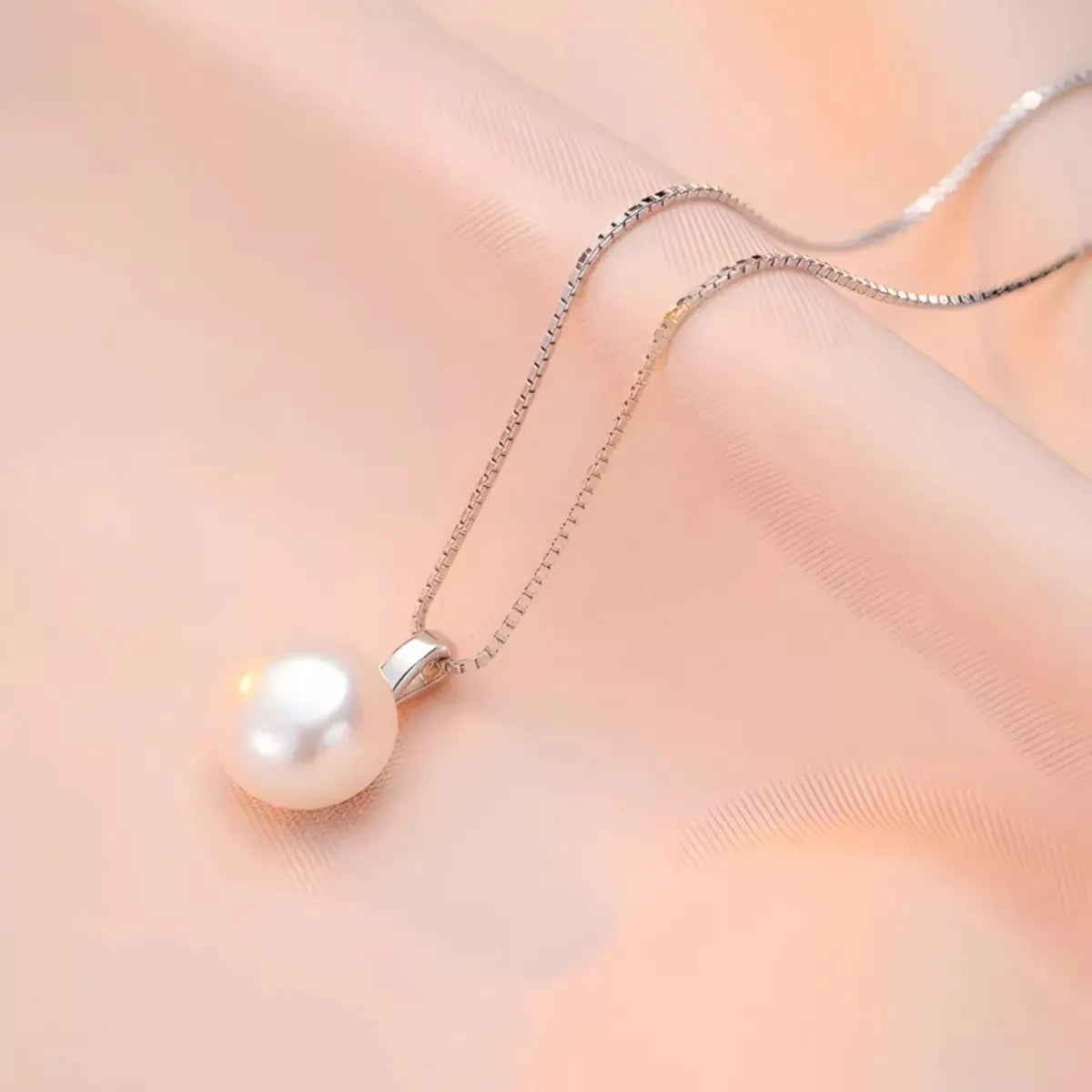 925 Sterling Silver Pearl Necklace by Partner Labels