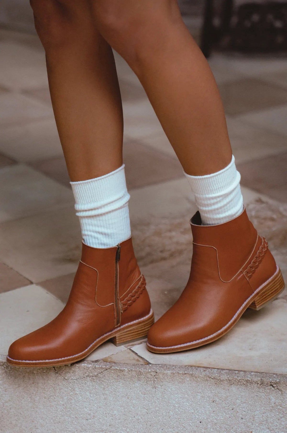 Alexa Ankle Leather Boots (Sz. 8.5) by ELF