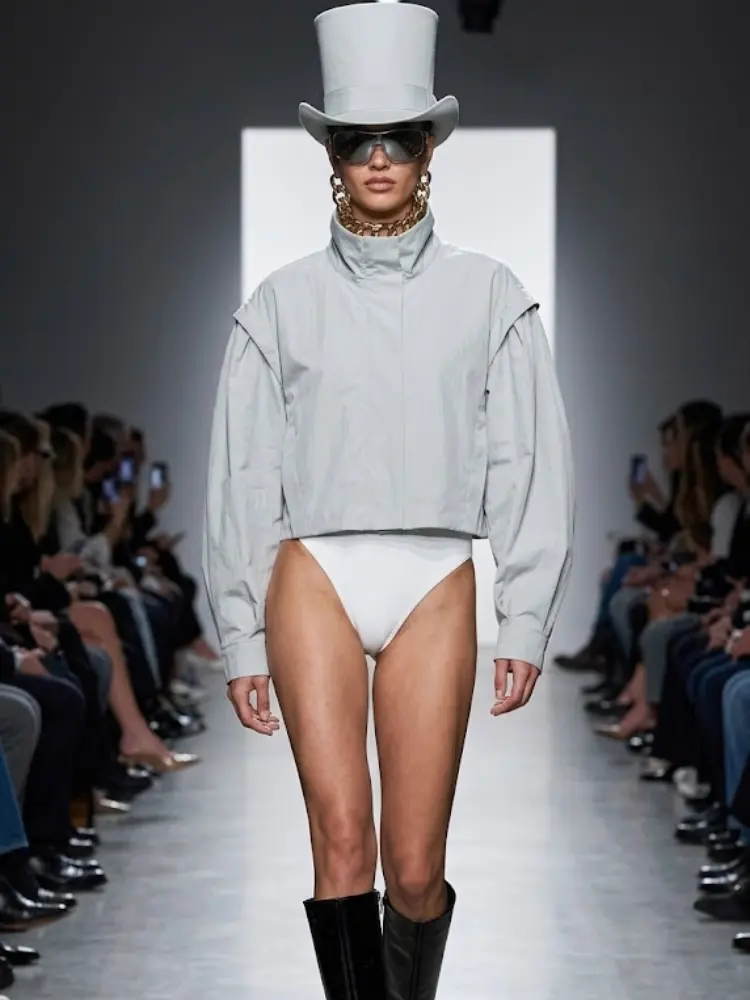WOMEN'S JACKET DUMBO DISTRICT New Collection Fashion Week BYMANYC ® New York by BYMANYC ® New York