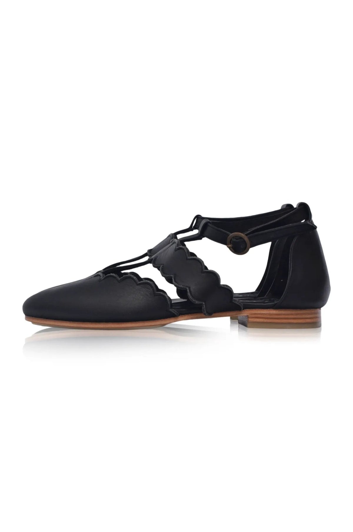 Gardenia Scalloped Pointed Toe Flats by ELF