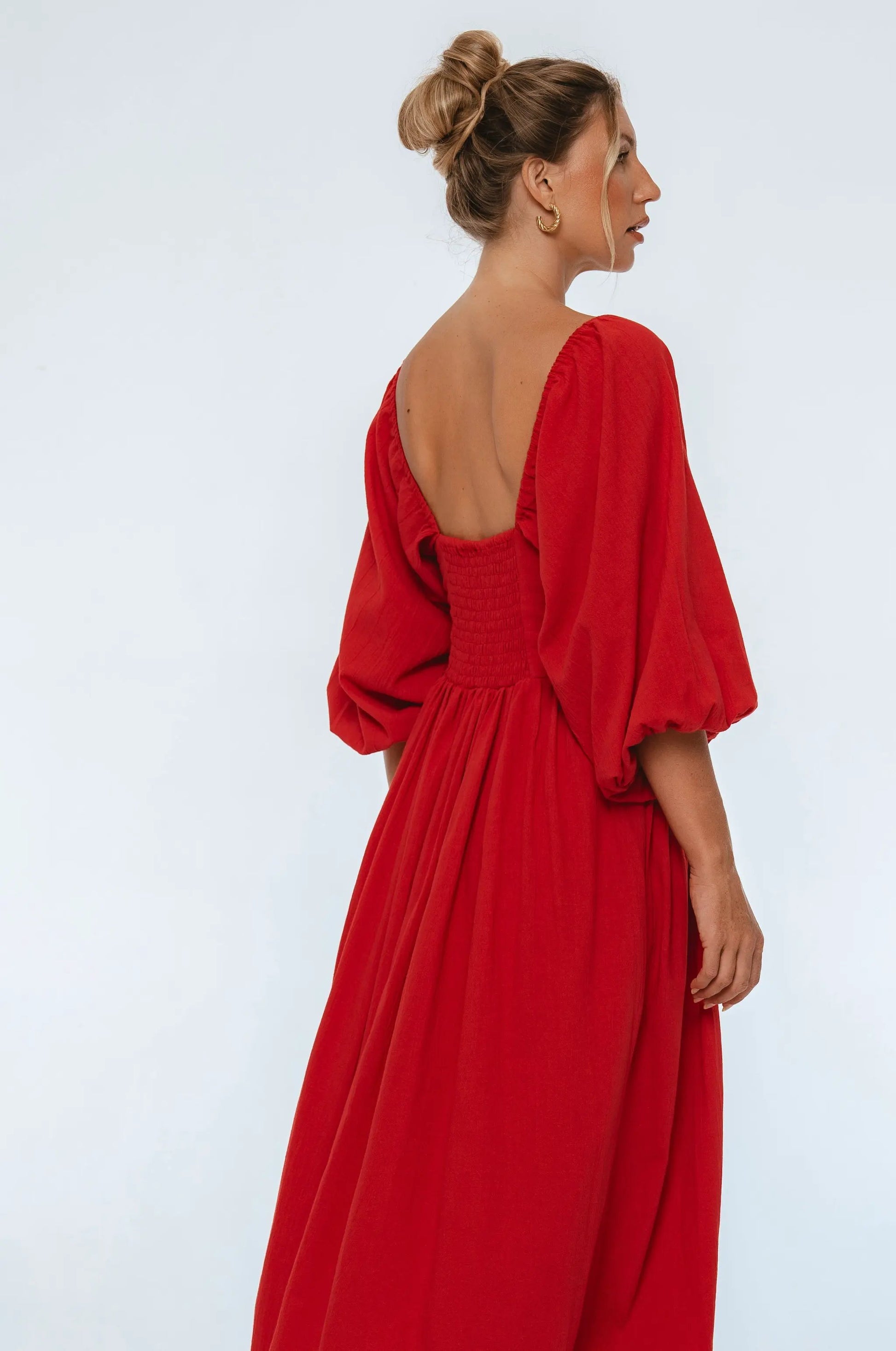 Genevieve Puff Sleeve Midi Dress by ELF