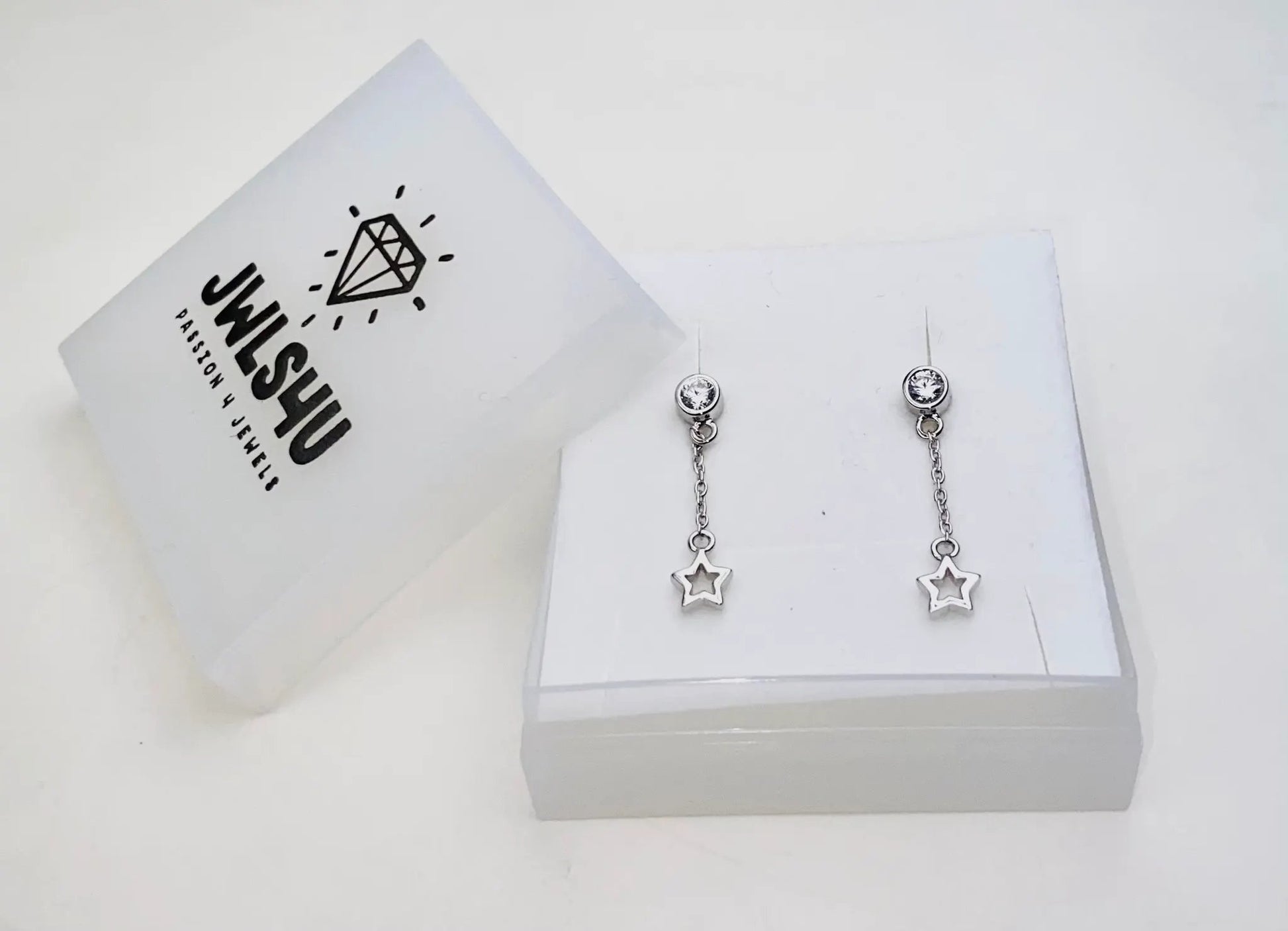 Oorhangers Maantje aan Ketting Goudkleur JE009G by Jwls4u